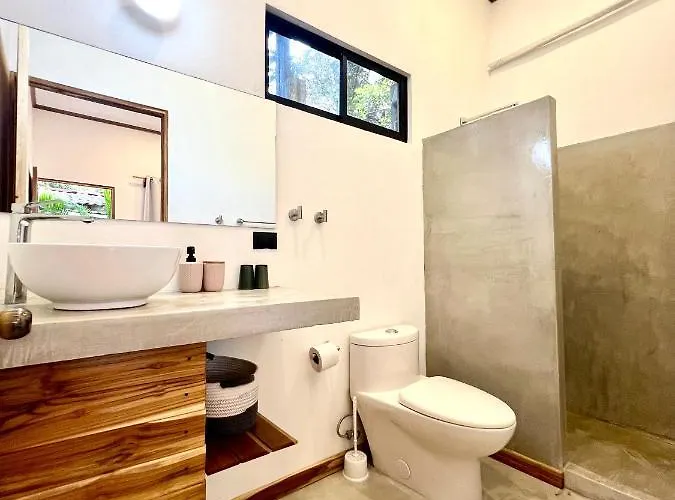 Hotel Calipso Ocean Lodge- Avellana *