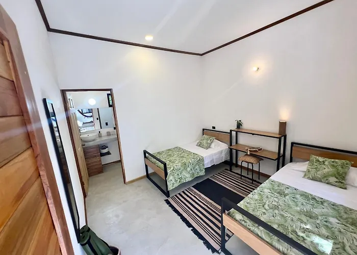 Calipso Ocean Lodge- Avellana